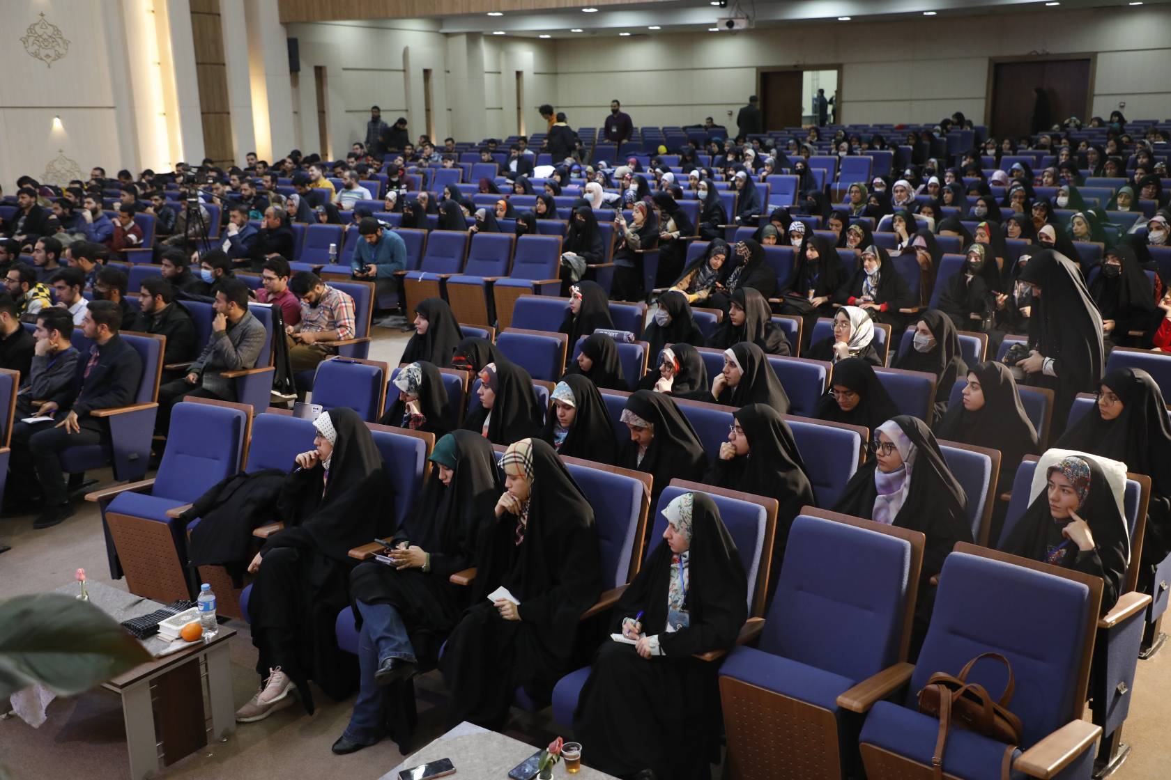 وجه متمایز نظام حکمرانی ما با سایر کشورها اصل ولایت فقیه است/ پس از انقلاب بود که معنای واقعی استقلال لمس شد