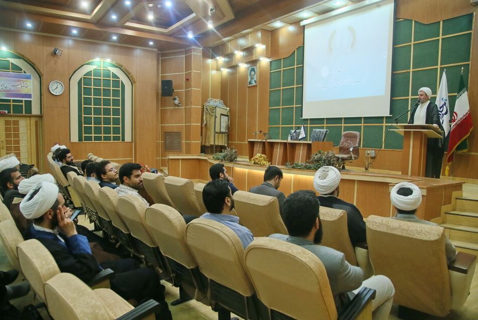 اختتامیه رقابت شبیه‌سازی شورای نگهبان ویژه طلاب حوزه علمیه برگزار شد