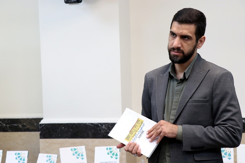 بازدید استادان حقوق دانشگاههای عراق از پژوهشکده شورای نگهبان بازدید استادان حقوق دانشگاههای عراق از پژوهشکده شورای نگهبان