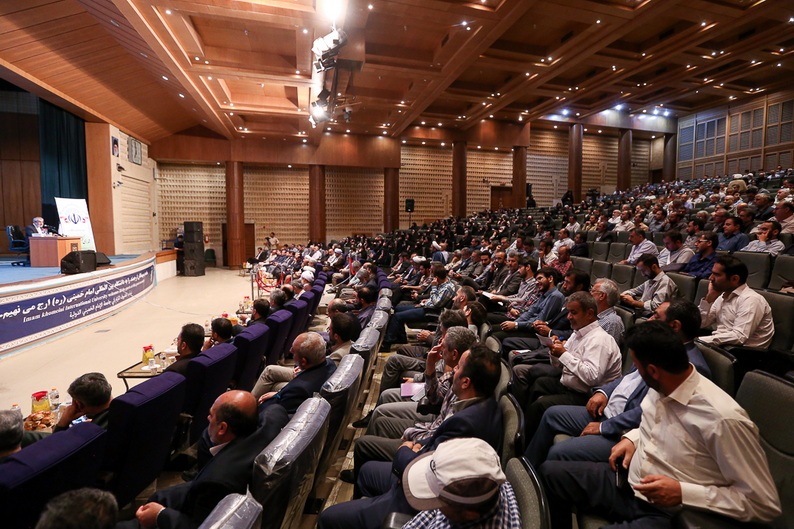 مردمسالاری در ایران وامگرفته از غرب نیست/ تمامی انتخاباتها با سلامت کامل برگزار شده است مردمسالاری در ایران وامگرفته از غرب نیست/ تمامی انتخاباتها با سلامت کامل برگزار شده است