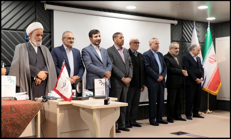 کتب صوتی «قانون اساسی» و «محشای قانون اساسی» و کتاب تحلیل مبانی نظام جمهوری اسلامی» اثر آیت‌الله کعبی رونمایی شدند و برگزیدگان رقابت شبیه‌سازی شورا معرفی شدند/ دکتر کدخدایی: قانون اساسی یک سند مهم در کشور ما و یک سند مترقی در بین قوانین کشورهای مختلف است