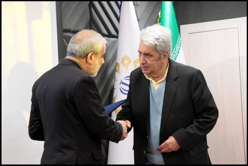 کتب صوتی «قانون اساسی» و «محشای قانون اساسی» و کتاب تحلیل مبانی نظام جمهوری اسلامی» اثر آیت‌الله کعبی رونمایی شدند و برگزیدگان رقابت شبیه‌سازی شورا معرفی شدند/ دکتر کدخدایی: قانون اساسی یک سند مهم در کشور ما و یک سند مترقی در بین قوانین کشورهای مختلف است