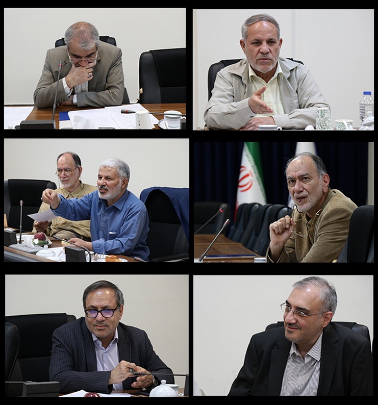 جلسه هیئت تحریریه فصلنامه دانش حقوق عمومی برگزار شد جلسه هیئت تحریریه فصلنامه دانش حقوق عمومی برگزار شد