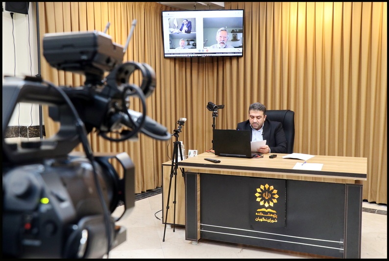 مردم آمریکا از این سطح هزینهها برای انتخابات ناراحت هستند مردم آمریکا از این سطح هزینهها برای انتخابات ناراحت هستند