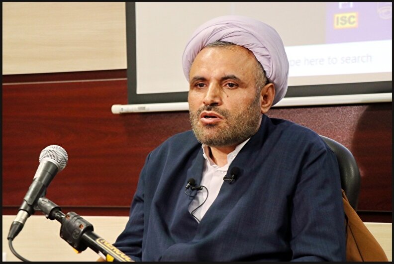 موسی‌زاده: در نگاه مقام معظم رهبری، مردم نه فقط برای کارآمدی حکومت، بلکه به‌عنوان بخشی از مشروعیت نظام نقش دارند/ بیاتی: از نگاه مقام معظم رهبری، نقش مردم در حاکمیت اسلامی، ابدا یک نقش تزیینی نیست