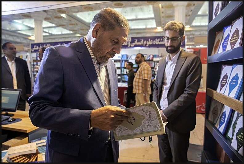 پژوهشکده شورای نگهبان می تواند با انتشار کتب مناسب، کمبود منابع واحدهای درسی رشته حقوق را جبران کند