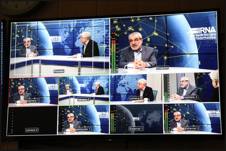 وحدت، انسجام و اتحاد مردم؛ طبق بیانات رهبر انقلاب، بزرگترین و بالاترین سلاح ماست وحدت، انسجام و اتحاد مردم؛ طبق بیانات رهبر انقلاب، بزرگترین و بالاترین سلاح ماست