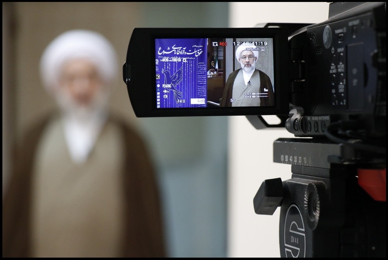 آیتالله دکتر عباسی: از نگاه رهبر انقلاب نظام بدون خواست و مشارکت مردم، قدرت اجرایی ندارد آیتالله دکتر عباسی: از نگاه رهبر انقلاب نظام بدون خواست و مشارکت مردم، قدرت اجرایی ندارد