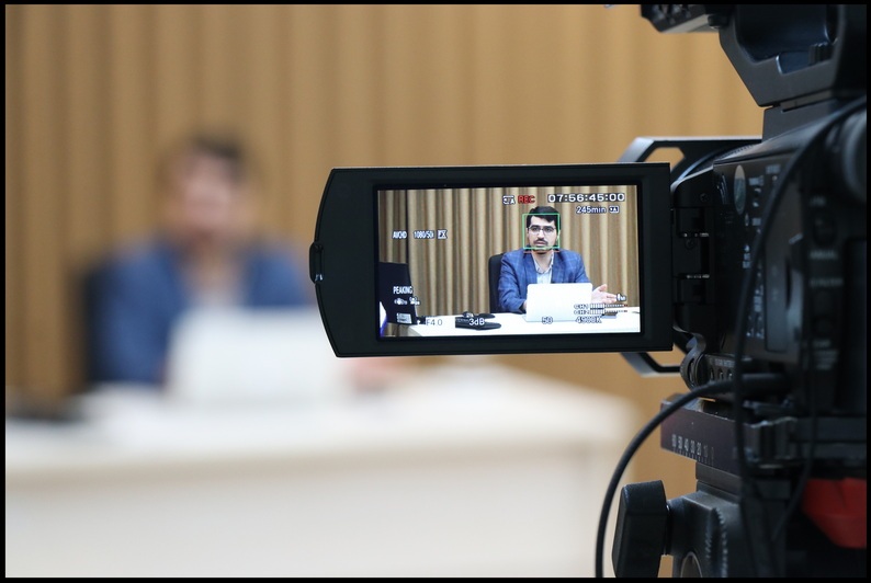 ظرفیت حقوق اساسی در همبستگی دولت و ملت و ایجاد امت واحده ظرفیت حقوق اساسی در همبستگی دولت و ملت و ایجاد امت واحده